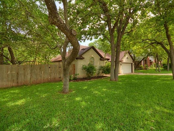 5th image of 603 Oak Park Dr