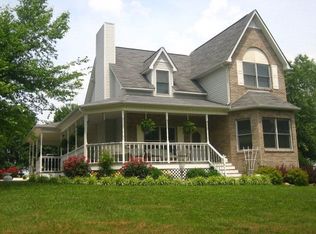 232 E Howard Rd, Livingston, TN 38570