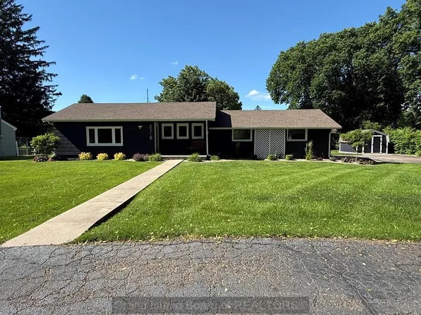 2518 Commerce Ave, Grand Island, NE 68801