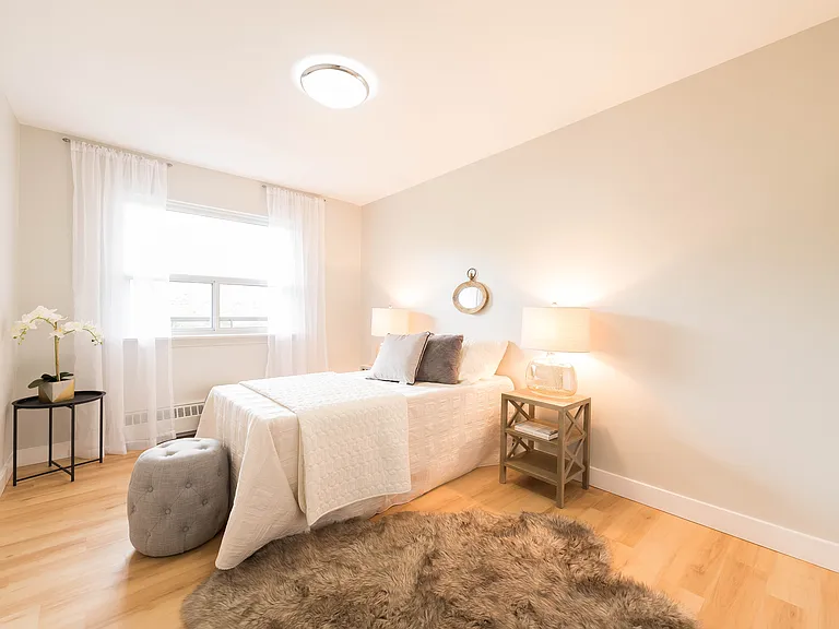 444 Kerr St — Photo 8