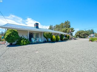 505 N 8th St, Lakeside, OR 97449