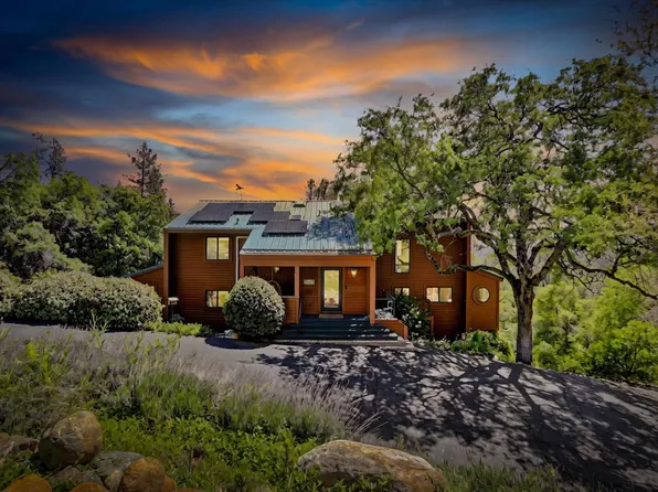 10817 Cement Hill Rd, Nevada City, CA 95959