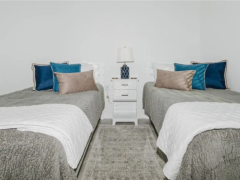 15375 Green Acres Ave #2211 — Photo 7