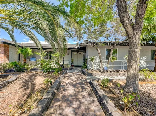 1920 Parkchester Dr, Las Vegas, NV 89108