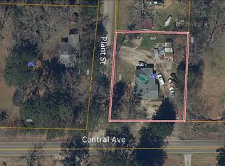 820 Central St, Plantersville, MS 38862