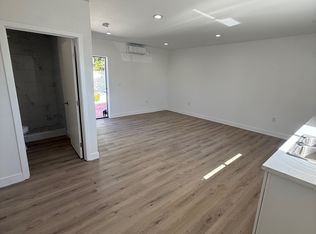 7533 Vineland Ave #1A, Sun Valley, CA 91352