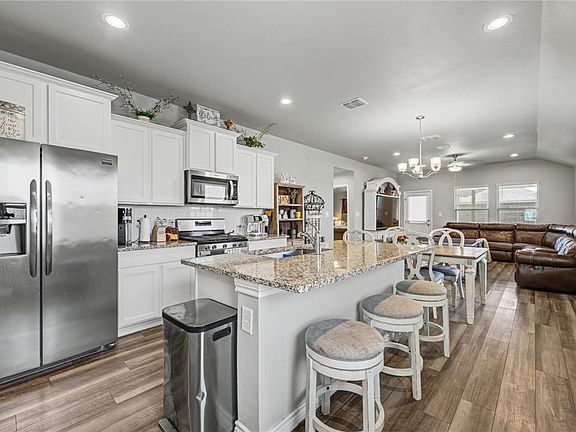 5th image of 7601 Cowboy Trail Ln