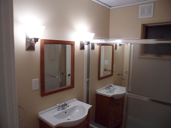 4th image of 116 Taunton Pl