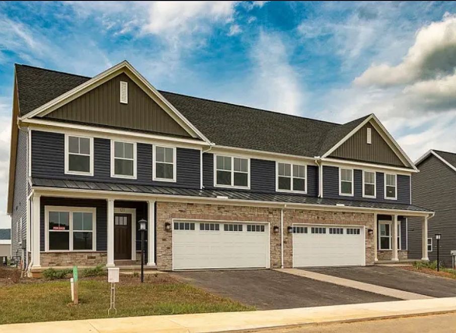 1st image of 121 Aeropointe Ln Unit 121