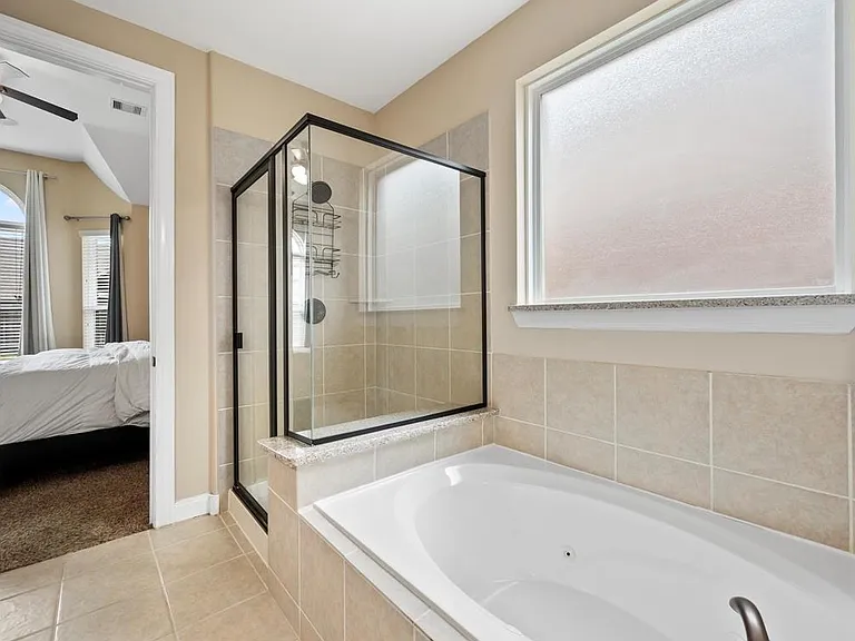 18118 Berry Garden Ln — Photo 4