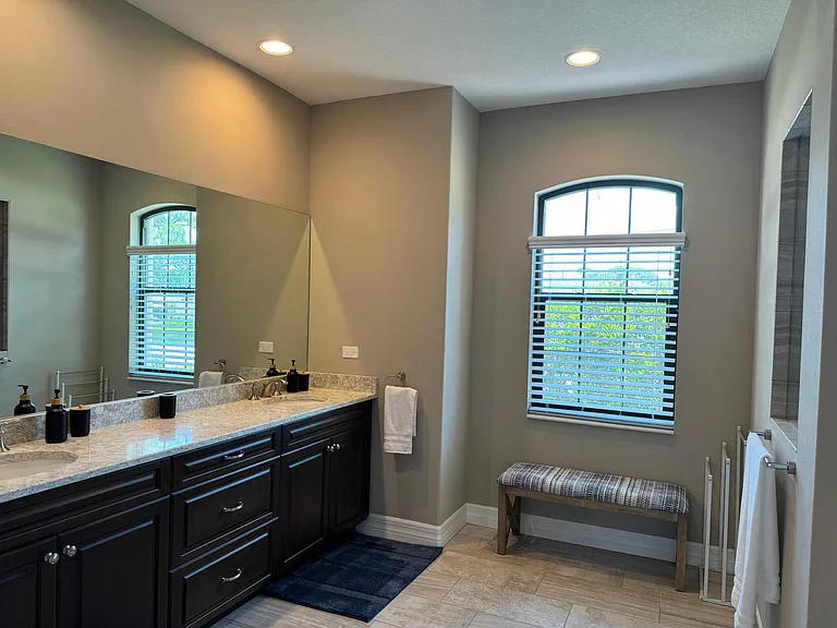 332 Coral St — Photo 26