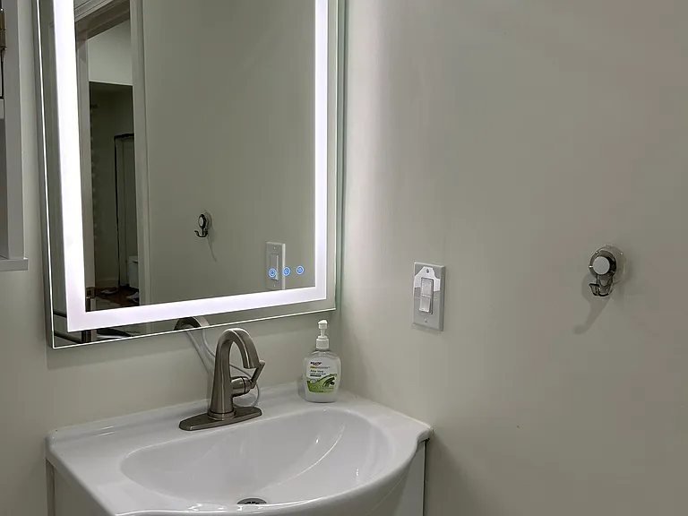 90 Spruce St #1F — Photo 9