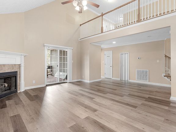 4th image of 3717 Clearwood Ln