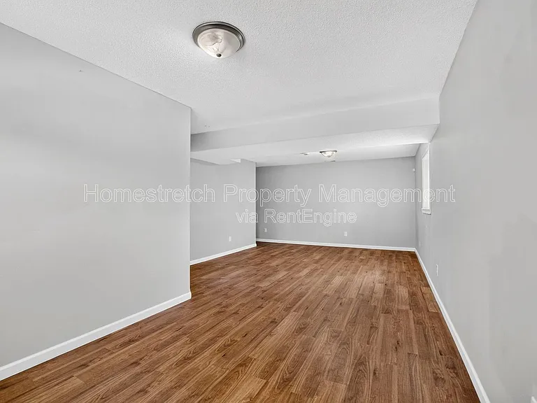 10608 Canter Way — Photo 23