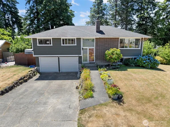 1803 S 232nd Street, Des Moines, WA 98198