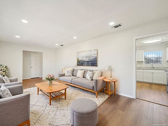 2nd image of 7922 CINCH DR