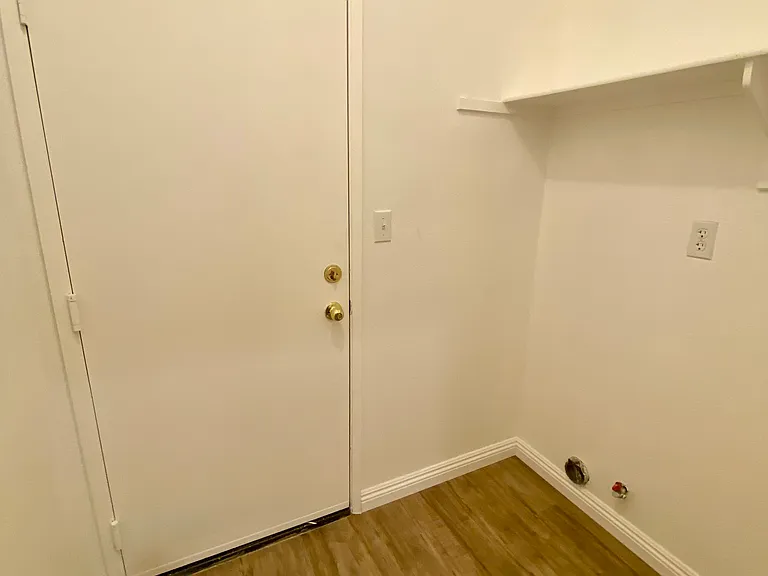 14470 Jeremiah St — Photo 11