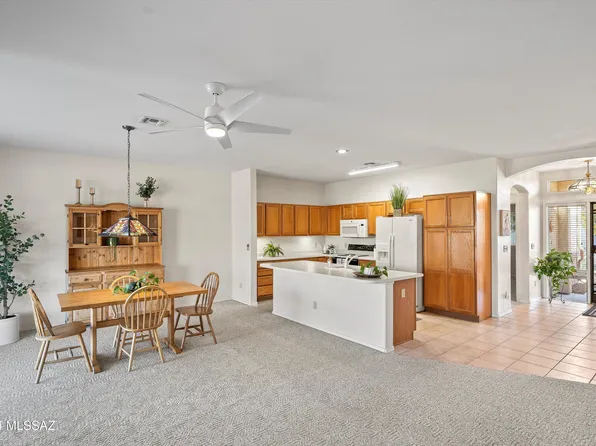8574 S Dubloon Way, Tucson, AZ 85756
