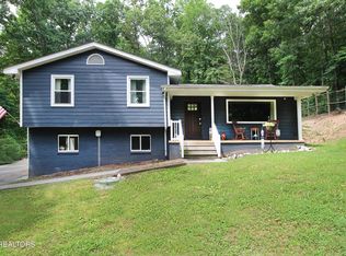 1617 N Campbell Station Rd, Knoxville, TN 37932