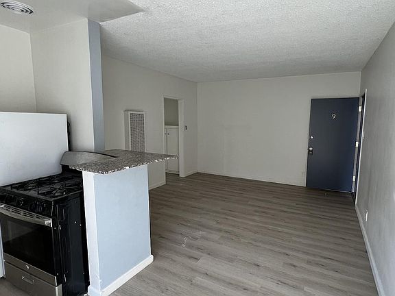 4th image of 12767 Caswell Ave APT 9