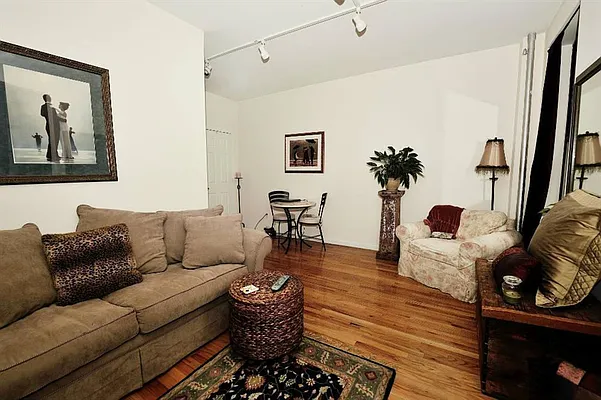 Rented by Corcoran | media 11