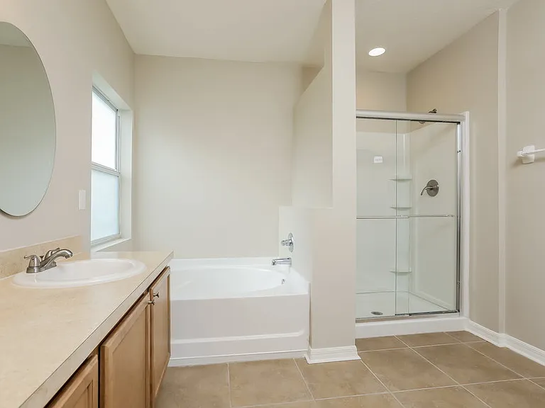 491 Shirley Dr — Photo 9