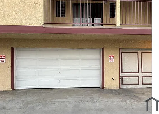 8631 Rose St — Photo 3