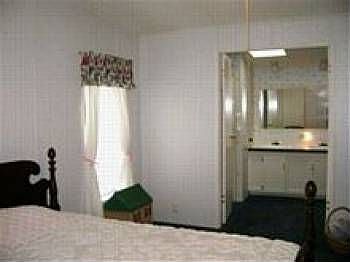 5th image of 38 Bluewater Lake Cir