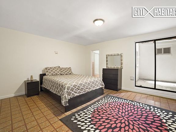 3rd image of 82 Pierrepont St APT 1F