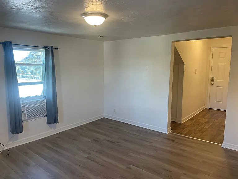 421 N Peninsula Dr #3 — Photo 5