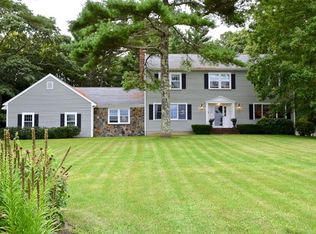 3 Gerrish Rd, Rochester, MA 02770