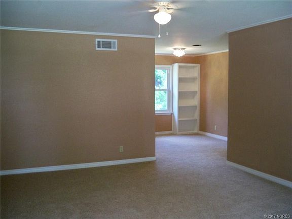 3rd image of 310 E 15th St