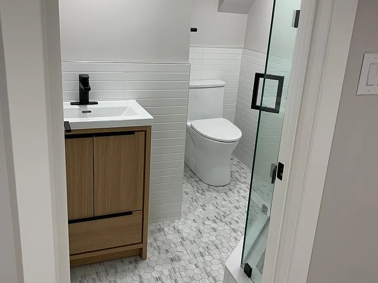227 Logan Ave — Photo 7