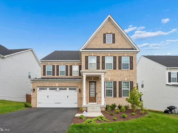 19408 Tuscarora Crossing Dr, Leesburg, VA 20175