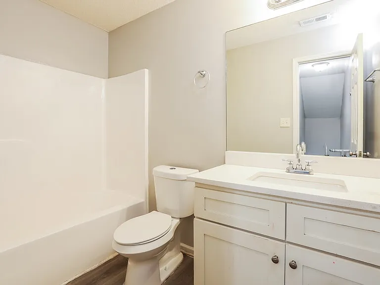 1376 Camrose Ct — Photo 15