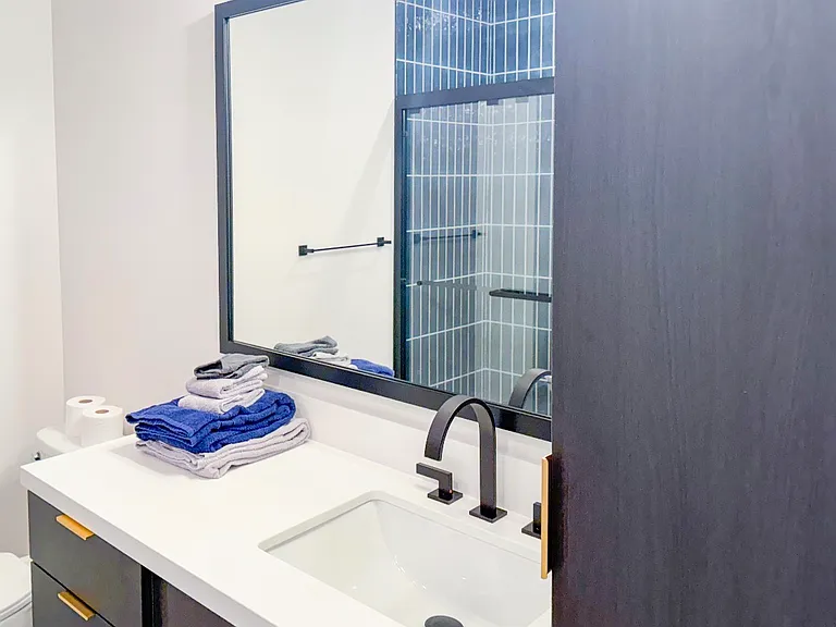 1838 Washington St #2 — Photo 7