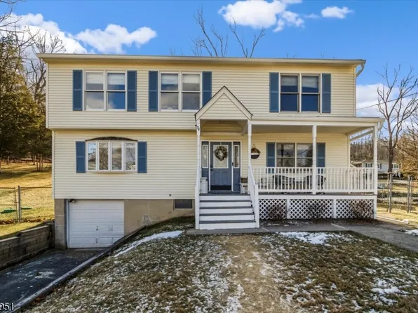 94 Shore Rd, Green Twp., NJ 07821