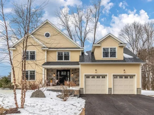 11 Carley Rd, Lexington, MA 02421