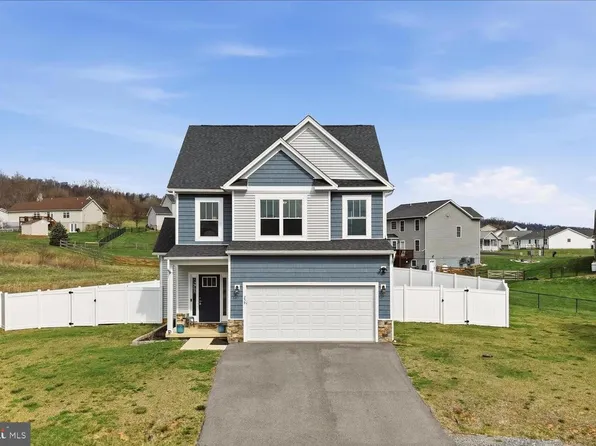 259 Twickenham Dr, Martinsburg, WV 25403