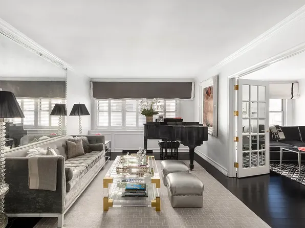27 East 65th Street image 2 of 15