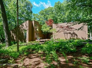 2441 Trillium Ln, Naperville, IL 60565