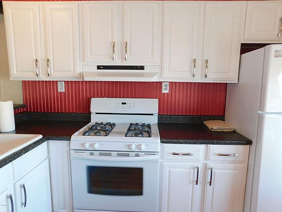 3rd image of 327 E Donna Dr