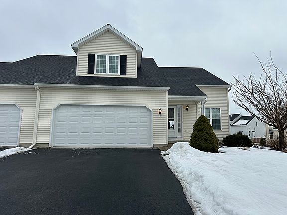 2nd image of 14D Pointe West Dr
