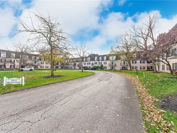 2021 King James Pkwy APT 102, Westlake, OH 44145
