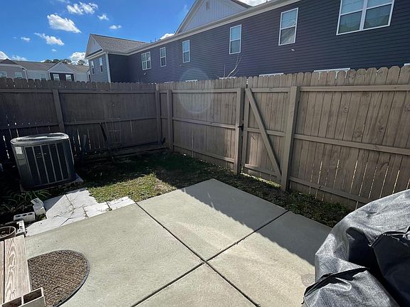 5th image of 2436 Fieldsway Dr