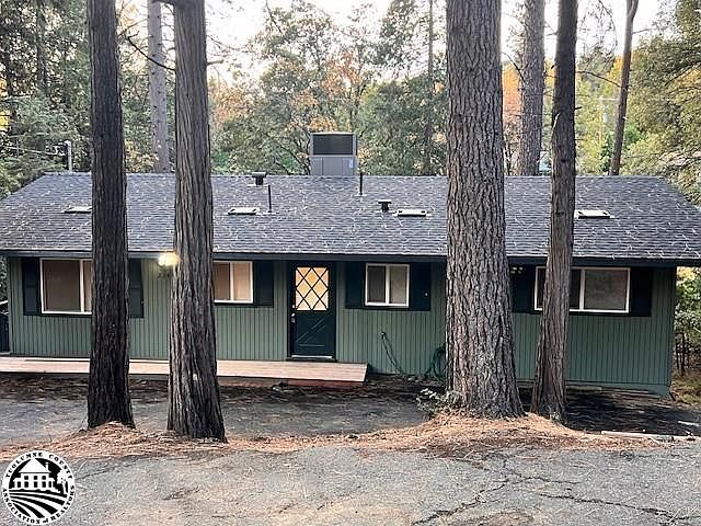 1st image of 23435 Tanager Dr