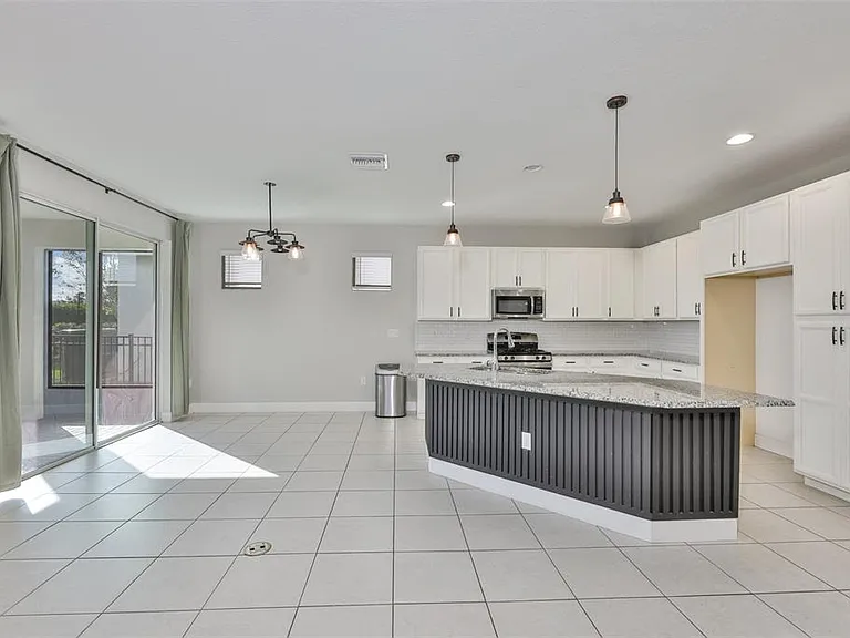 6207 Voyagers Pl — Photo 8