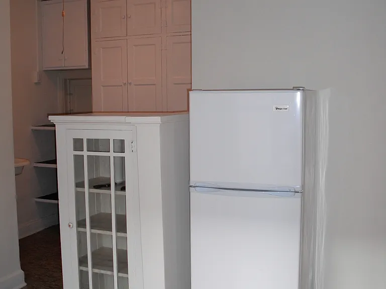 928 Grand Ave #206 — Photo 5