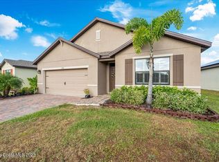 852 Old Country Rd SE, Palm Bay, FL 32909