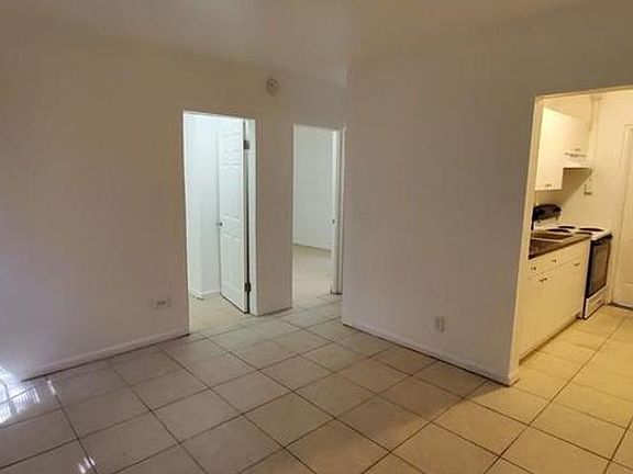 3rd image of 845 NW 13th Ave